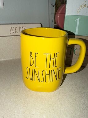 Rae dunn be the sunshine mug - yes
